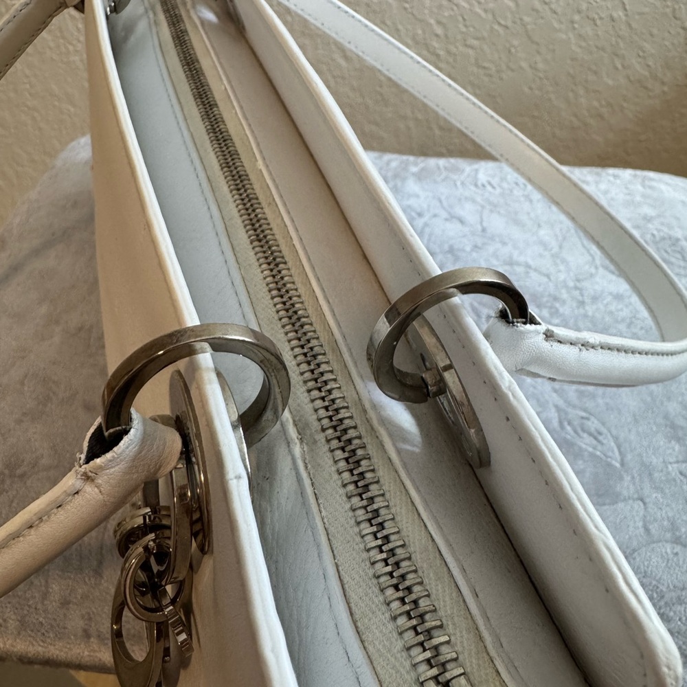 Lady Dior East West Shoulder Bag Perfect Condition - Picture 12 of 12